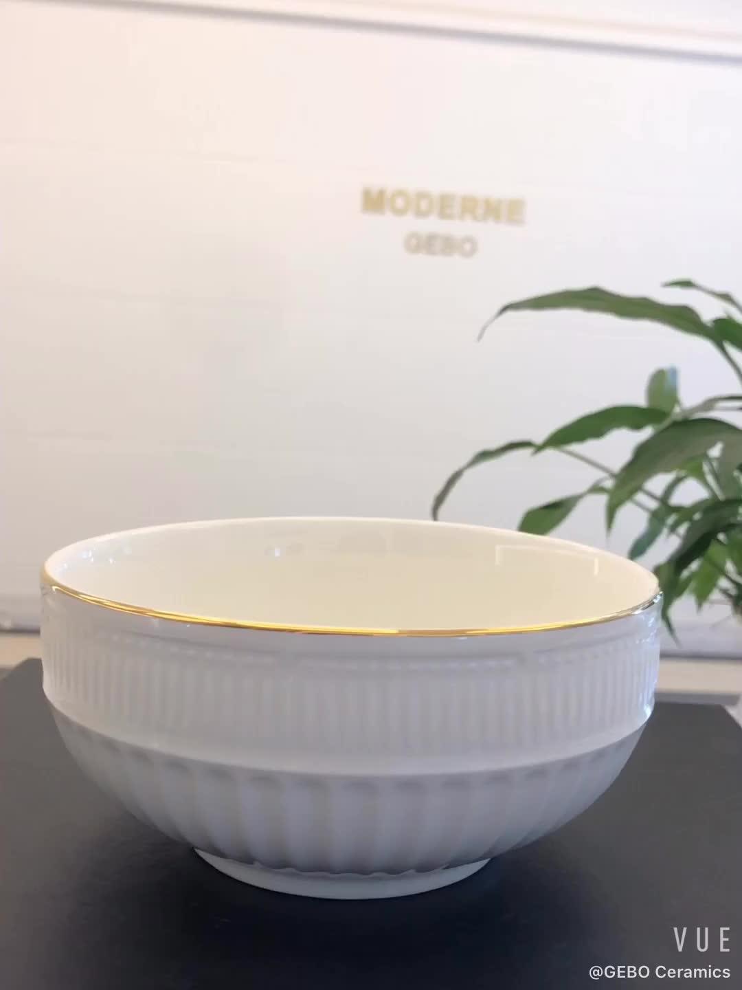 Wholesale Ceramic Dinnerware White Porcelain Dinner Set Luxurious Gold