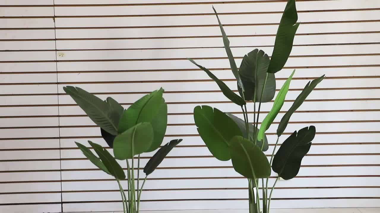 Hot Sale Artificial Banana Tree For Home Decoration Plastic Traveller's