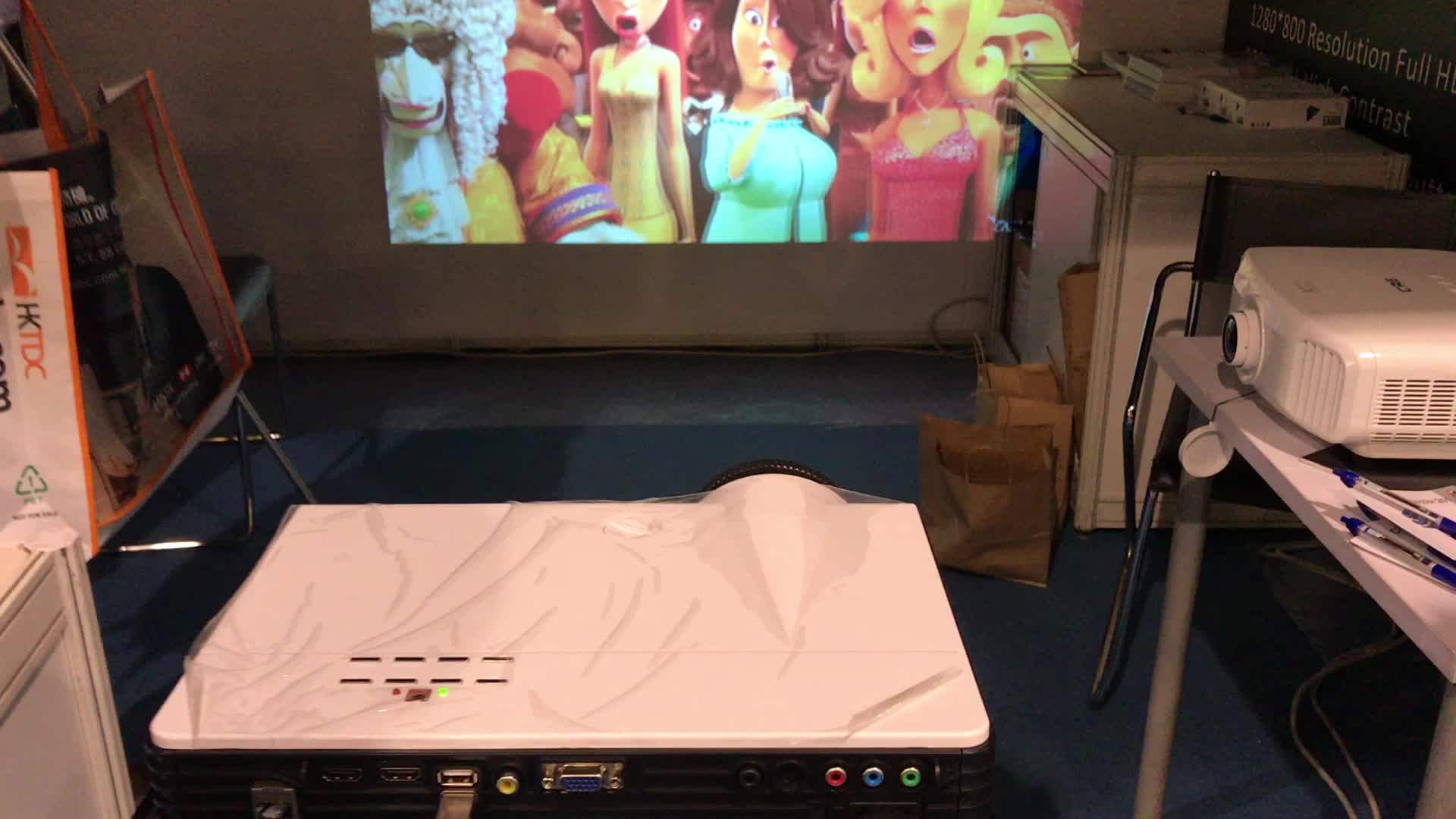 Cre Rohs Mini Led Projector 360 Degree Video Projectors Manufacturers