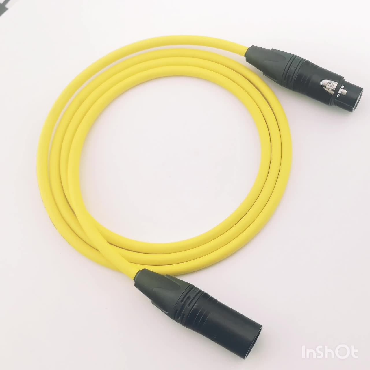 【オーダー】MOGAMI 2549 2m 青、黄、ノイトリック製コネクタ 計6本 hand-made mogami 2549 Neutrik Gold Plugs Hifi xlr cable male