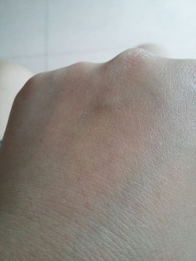 自然堂凝时肌活修纹精华霜