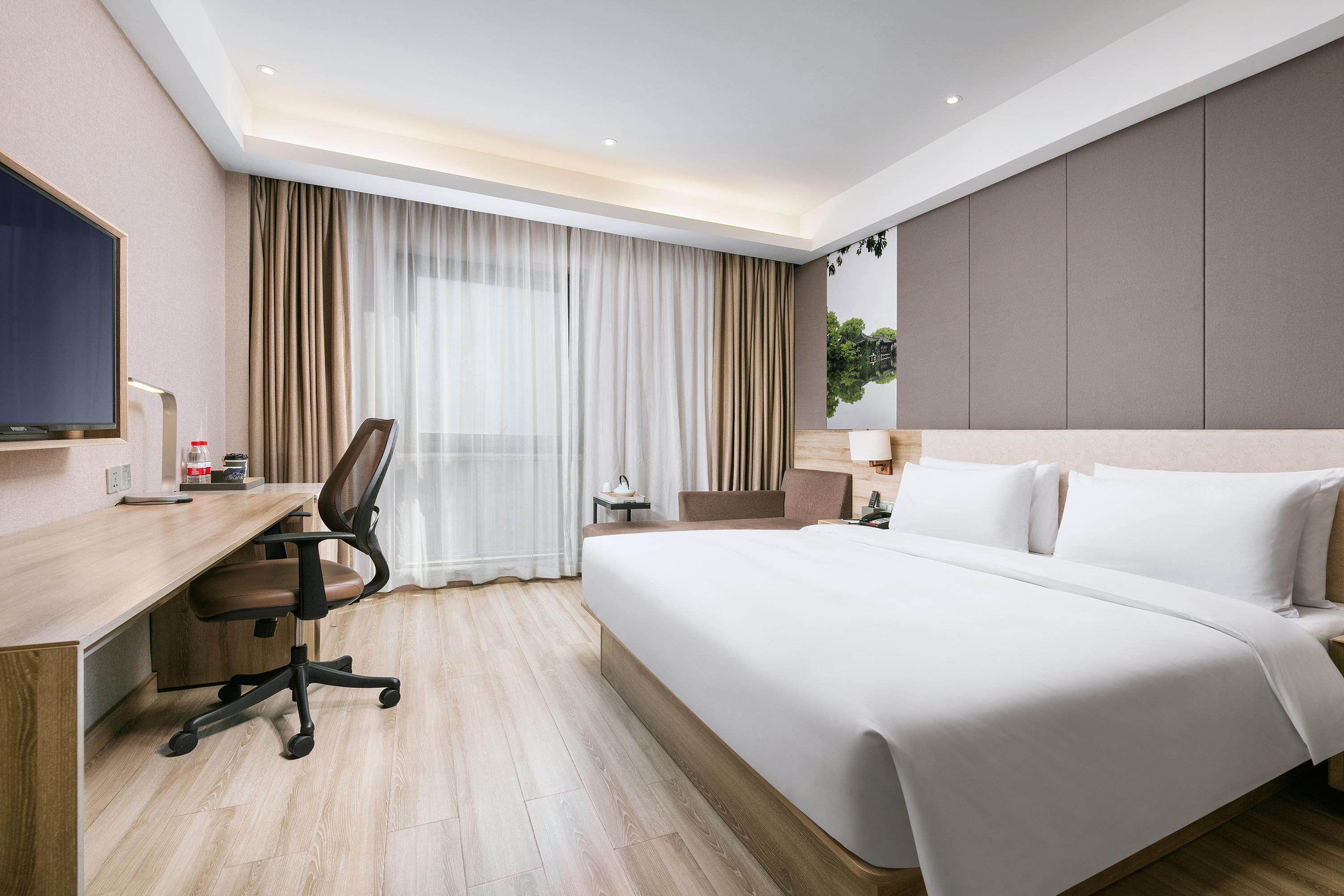 Senior Great Bed Room of the Yadow Hotel in Xizhe Zijin Port in Hangzhou