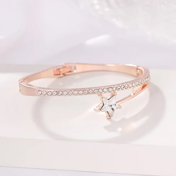 European and American Fashion New Creative Trendy Five-Pointed Star Alloy Bracelet with Diamonds, Light Luxury Style Bracelet for Students