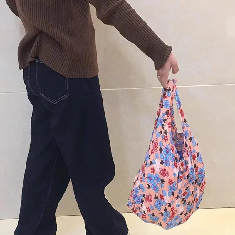 carousel-thumb-3