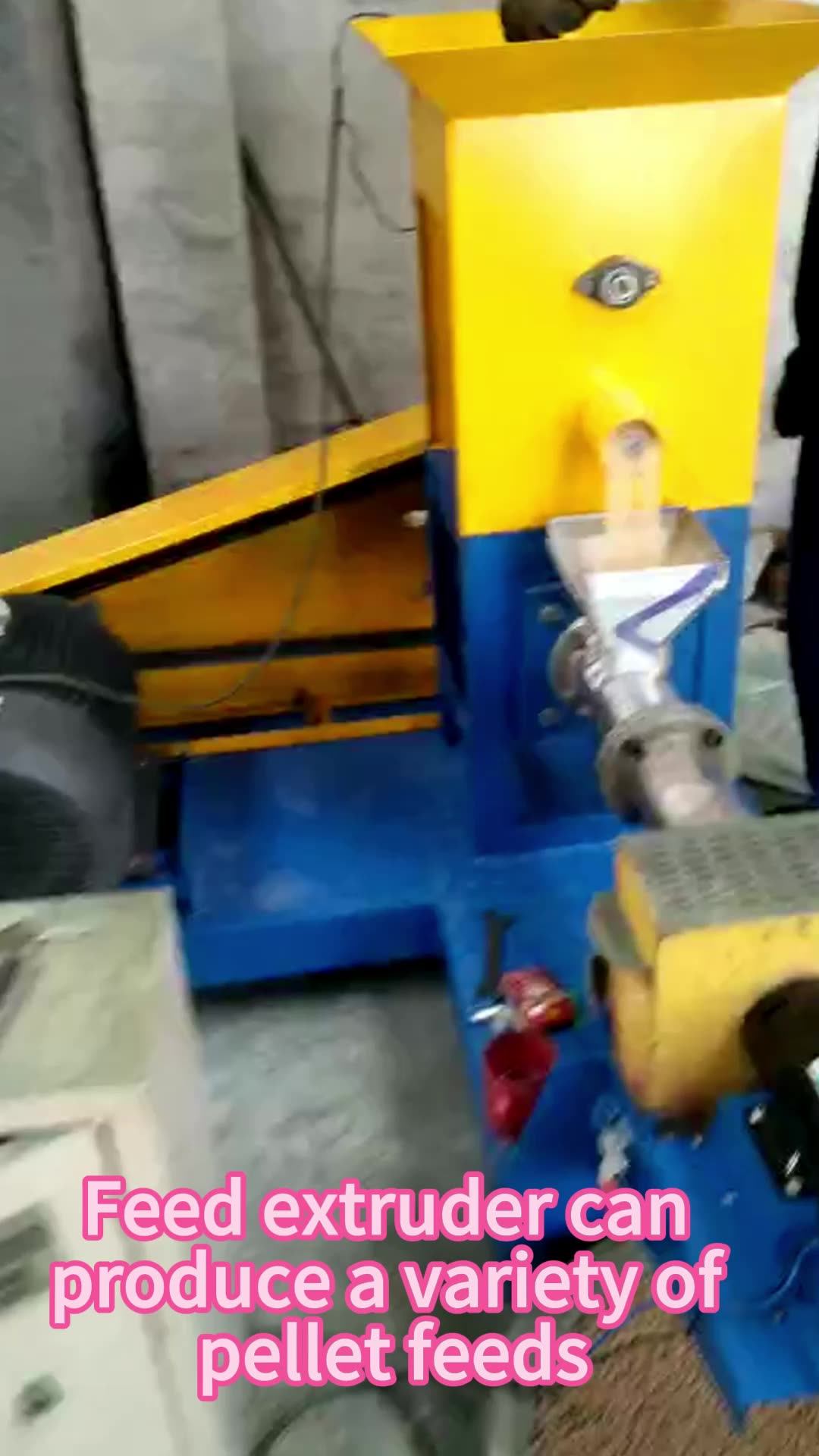 Cattle And Sheep Floating Feed Extruder And Corn And Soybean Straw