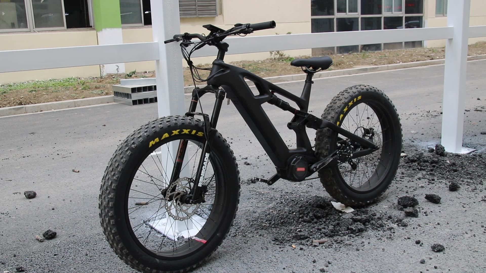 carbon fibre fat bike