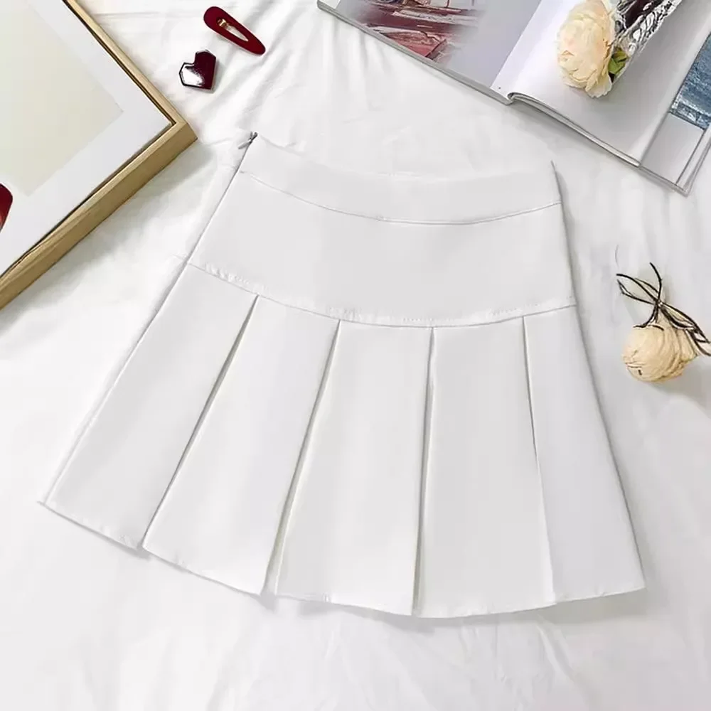 High-waisted mini skirt with modesty design, slimming and versatile A-line skirt, new style for spring and autumn women, gray pleated skirt