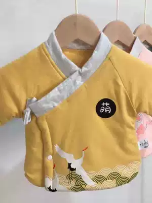 Newborn baby clothes Autumn and winter thickened cotton padded cotton padded cotton padded thin cotton 0 newborn March baby warm top