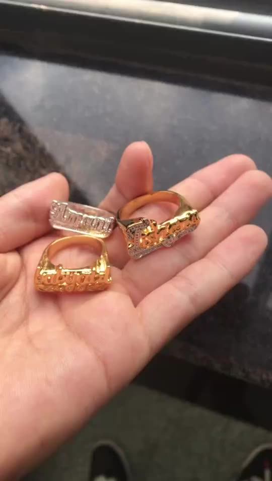 Anillo De Oro Para Mujer Con Nombre Personalizado