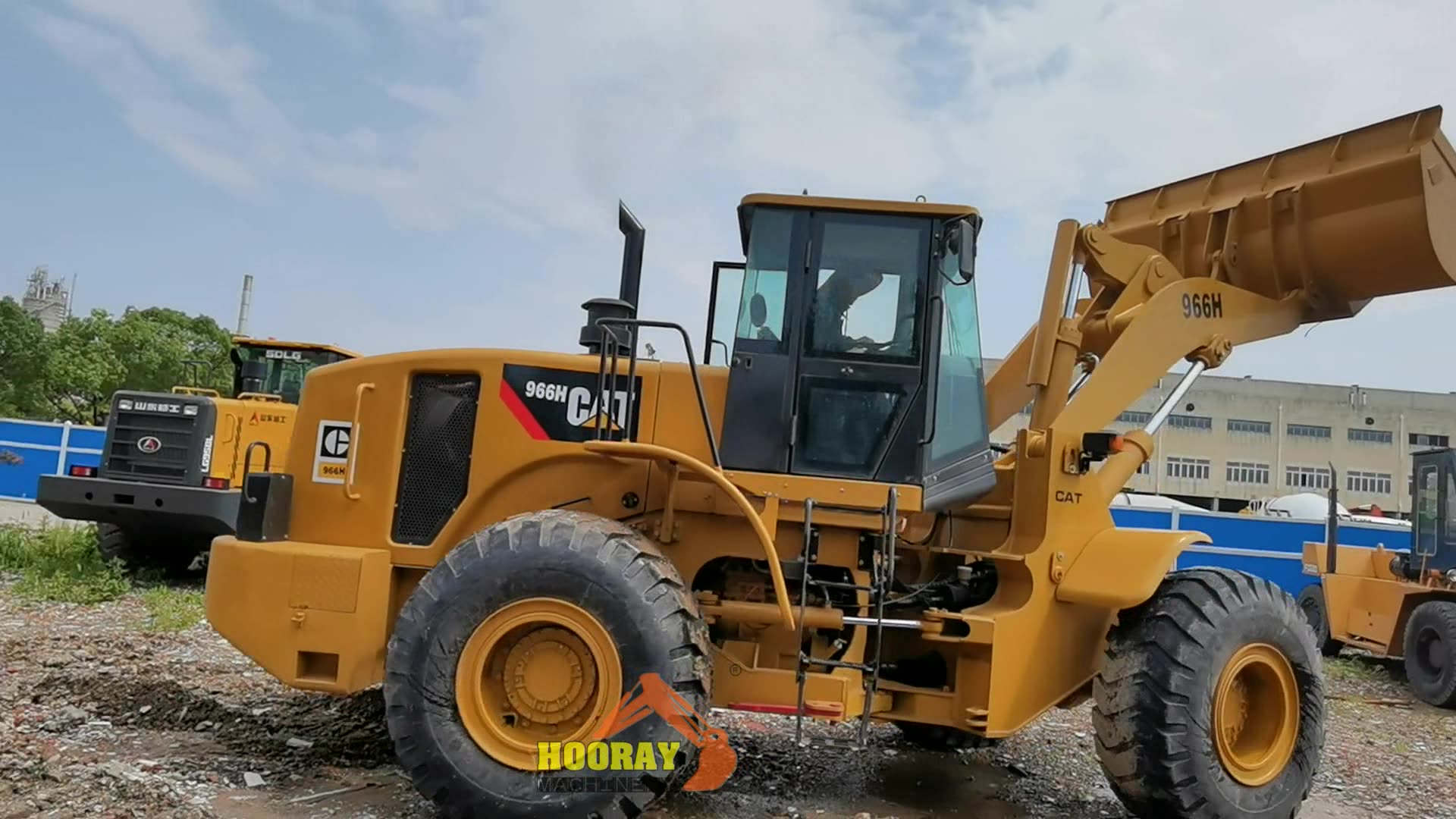 Caterpillar Loader