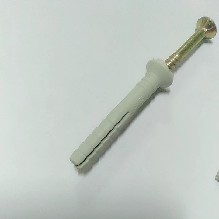 High Quality Concrete Screw Anchor Board Nylon Anchor Bolt Plastic