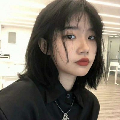 校花的彩妆店