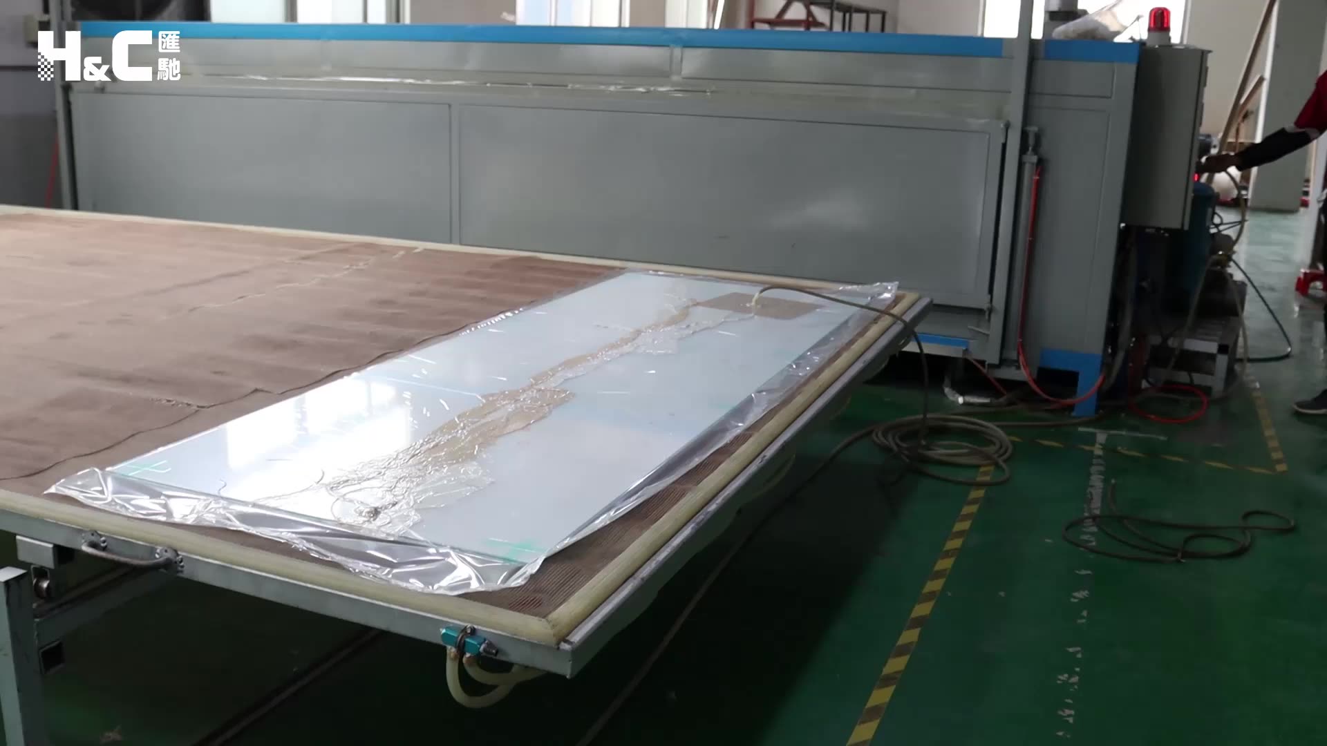 Bended Laminated Glasses car