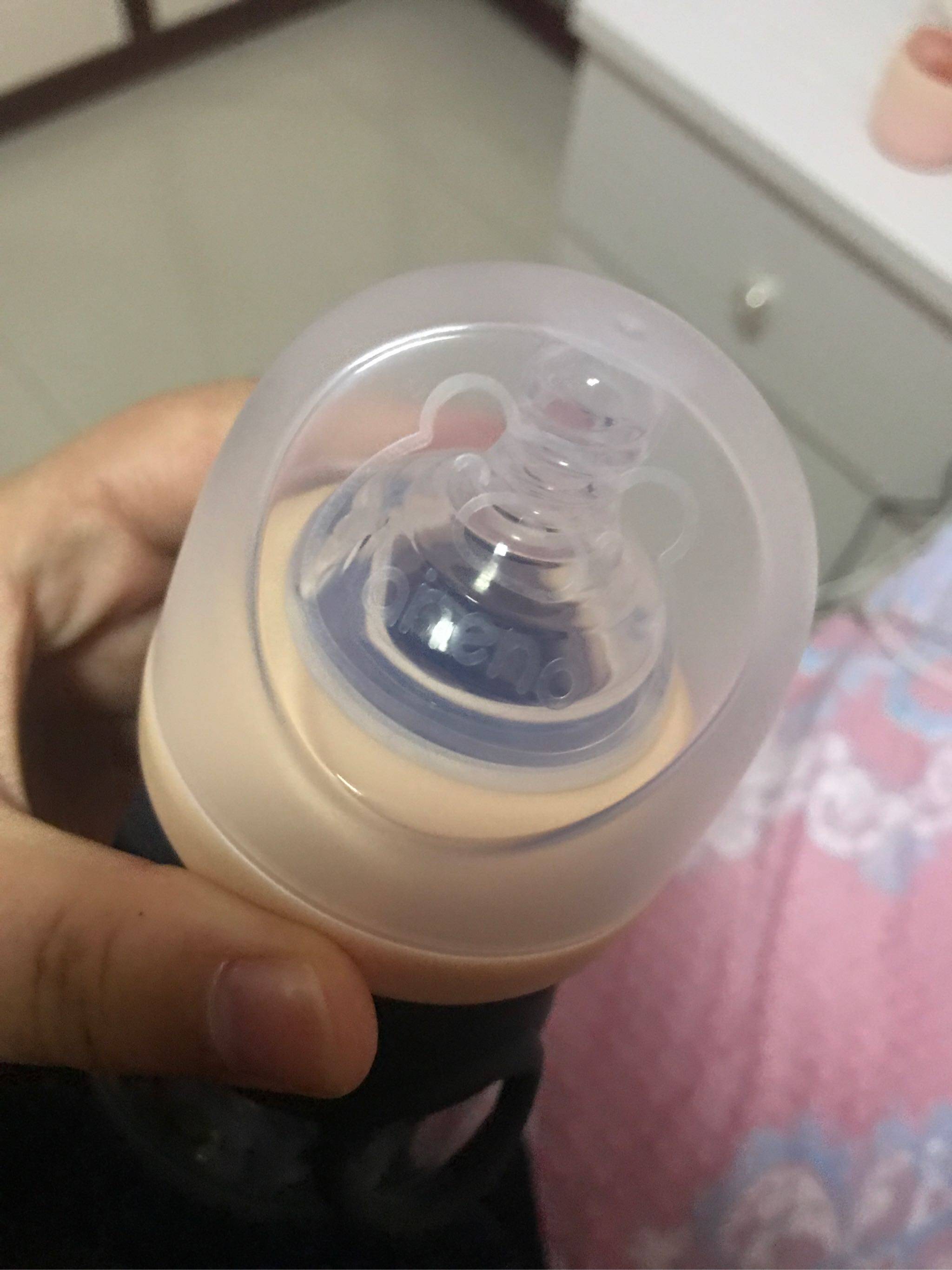 新生儿专用小奶瓶好不好用，是什么牌子_搜券