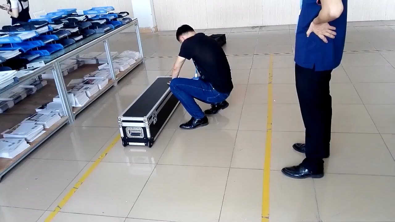 Fast Fold Projector Screen Projection Screen With 100" To 500" Size 300