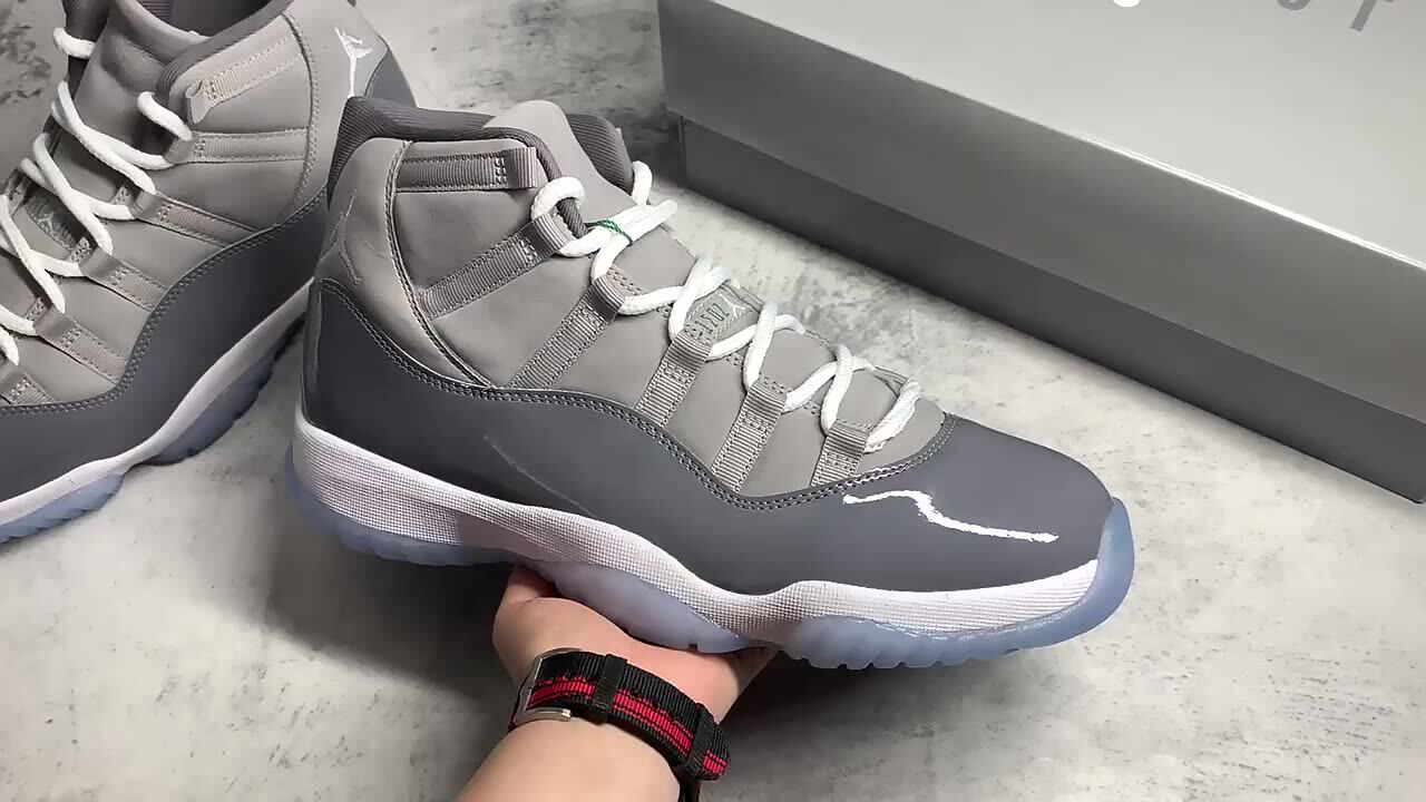 gray low top 11s