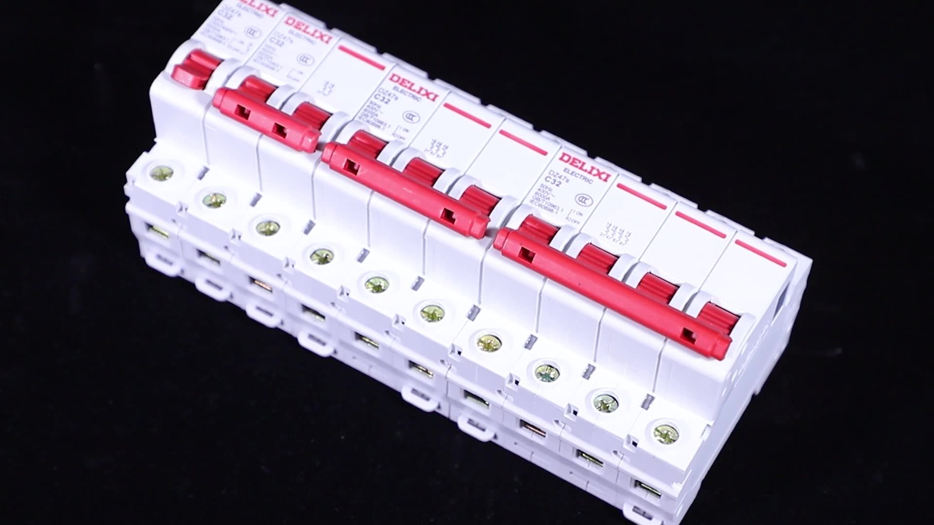 Wholesale Complete Equipment Circuit Breaker Mccb China Factory Circuit