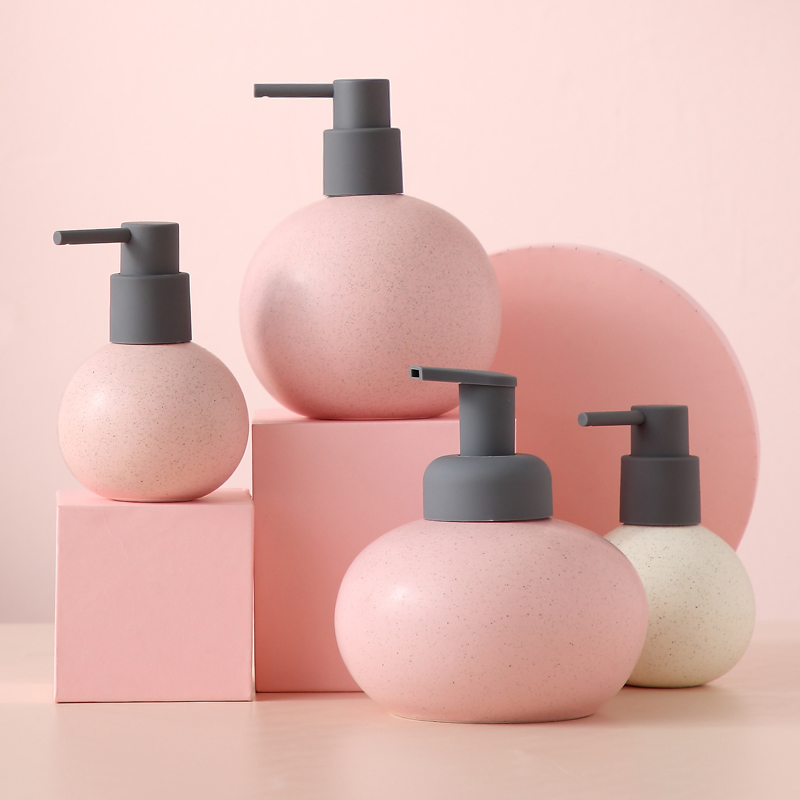 Ceramic Mus foam emulsion packed by press air bottle Hotel shampoo bath dew wash hand liquid cleaning in