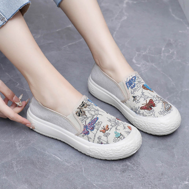 Canvas shoes thick-soled lazy slip-ons 2024 new spring and summer style small fragrance breathable casual shoes ເກີບນັກຮຽນຍິງ