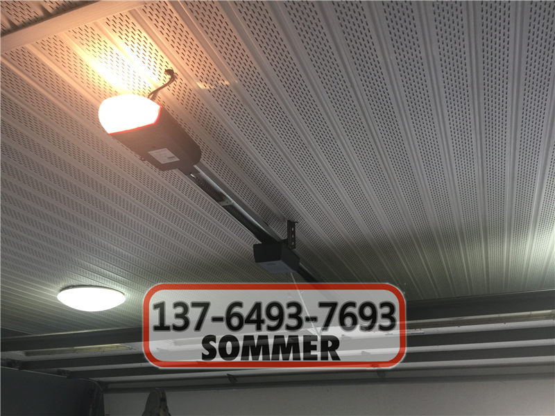 Offers the installation of the German Somma Sommer double stall garage door opener Heavy rolls Curtain Door Motor 1300 Type