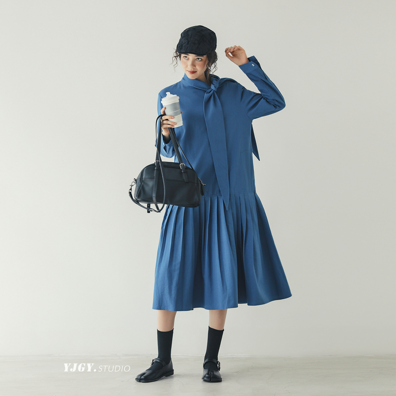 Yinji Valley Feather Blue Sea | Twill Cotton Design Ribbon Pleated Dress for Women Early Autumn Long-Sleeved Mid-Length Skirt