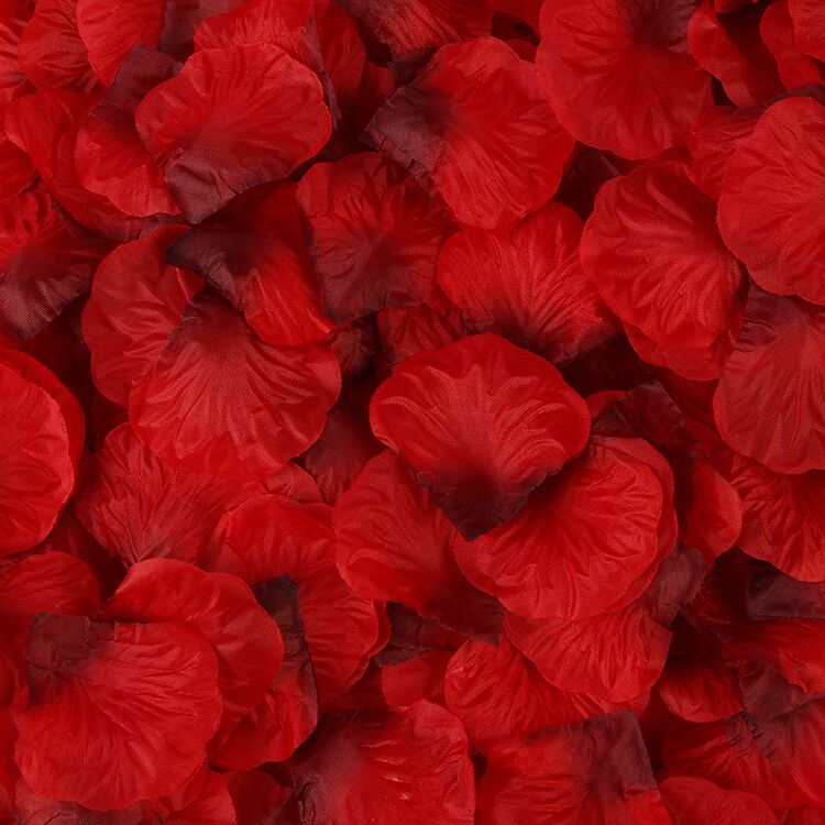 Simulated rose petals wedding room decoration decoration of proposal to make romantic wedding supplies