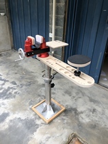 The guitar maintenance works for the work station