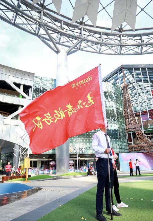 Stainless steel stretching flagpole 2 5 m convenient carrying can be delivered in Nanjing city area