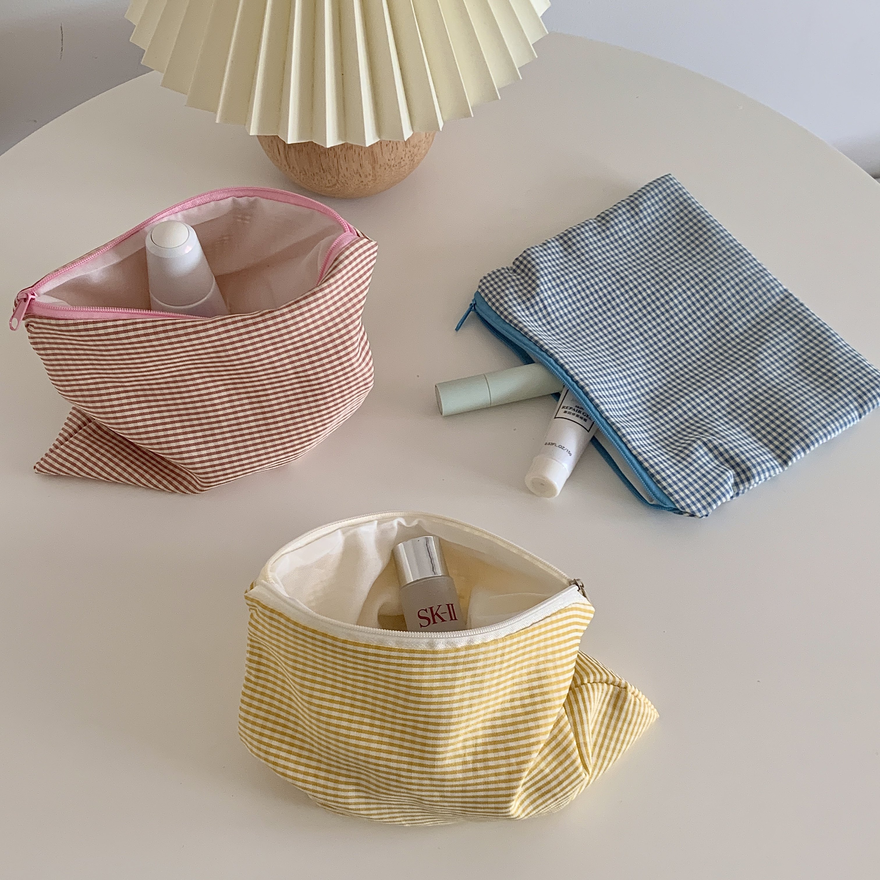 Ice cream plaid three-color entry~going out portable cosmetic bag clutch bag sanitary napkin storage bag multi-functional bag