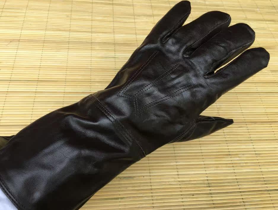 Wool-skin gloves Ship five-finger wool-skin gloves