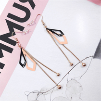 Hong Kong (designer) RVY 2021 new earrings female simple temperament long tassel earrings fashion earrings