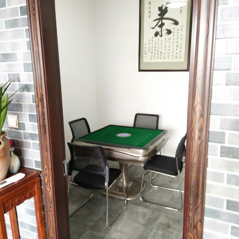 Bộ phận máy Mahjong tự động đích thực trên đảo xanh đảo đặc biệt khung khung bàn ăn đẹp bằng nhựa - Các lớp học Mạt chược / Cờ vua / giáo dục chips coin