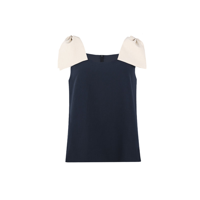Southern French Lady's Suspenders