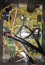 Repair Hitachi variable frequency air conditioning accessories computer motherboard RRZK3073 external computer board motherboard