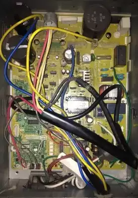 Repair Hitachi inverter air conditioner accessories computer motherboard RRZK3073 external computer board motherboard