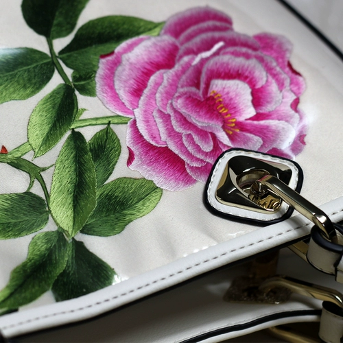 Сумка, с вышивкой, подарок на день рождения