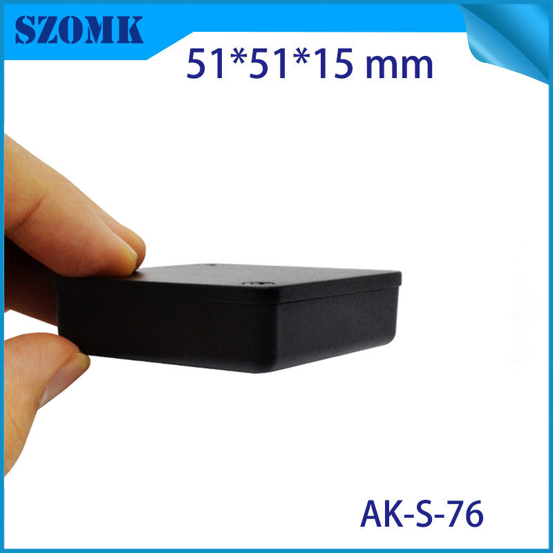 SZOMK51*51*15标准式仪表过线盒电子接线盒全新料塑料外壳AK-S-76