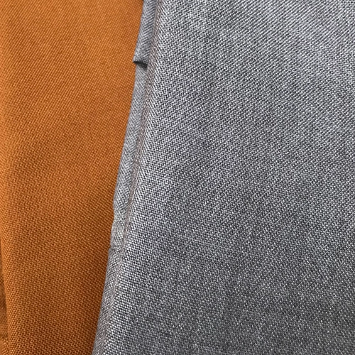 Служба монаха в пыли монаш