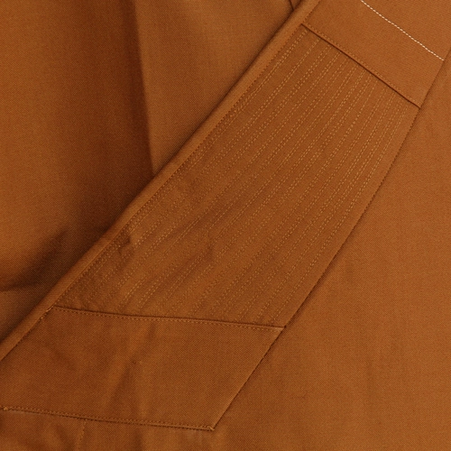 Служба монаха в пыли монаш