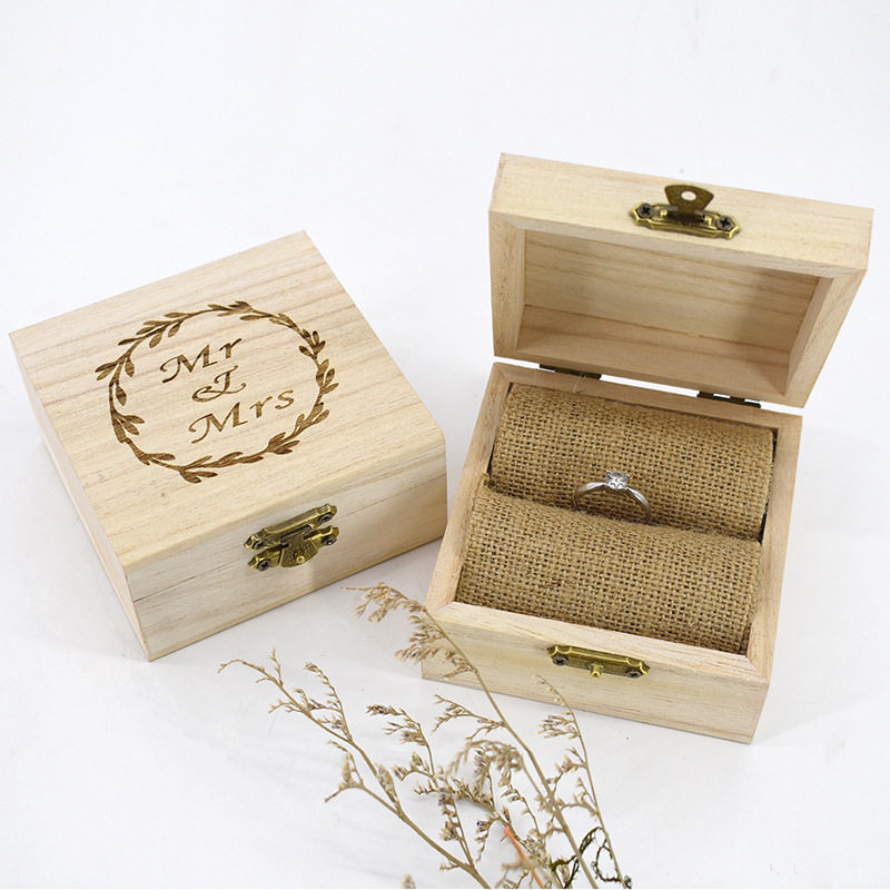 Custom Wooden Wedding Mrs Ring Box Wooden Exquisite Wedding Supplies Ring Box Wooden Jewelry Box