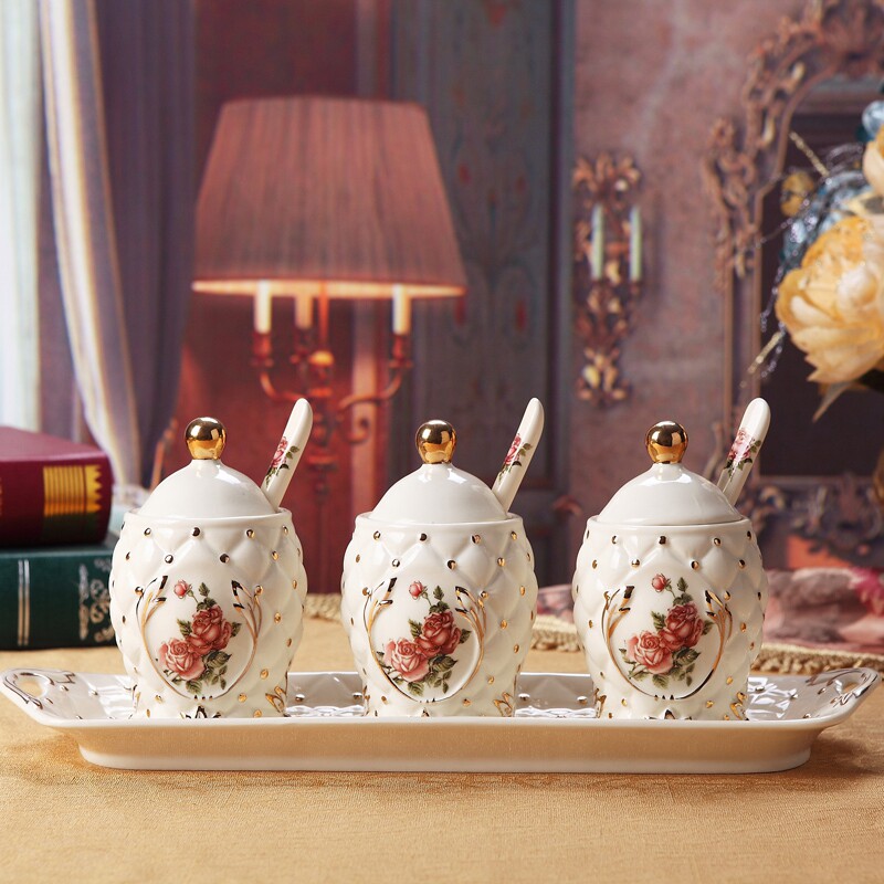 Eurostyle Ceramic Seasoning Bottle Jar Three Suits Creative seasoning jar Kitchen Supplies Sauce Box Salt Tank