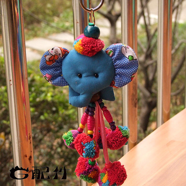 Special price (G accessories) Thai imported pure artisanal cloth art owl giraffe small elephant bag trailer hanging pendant