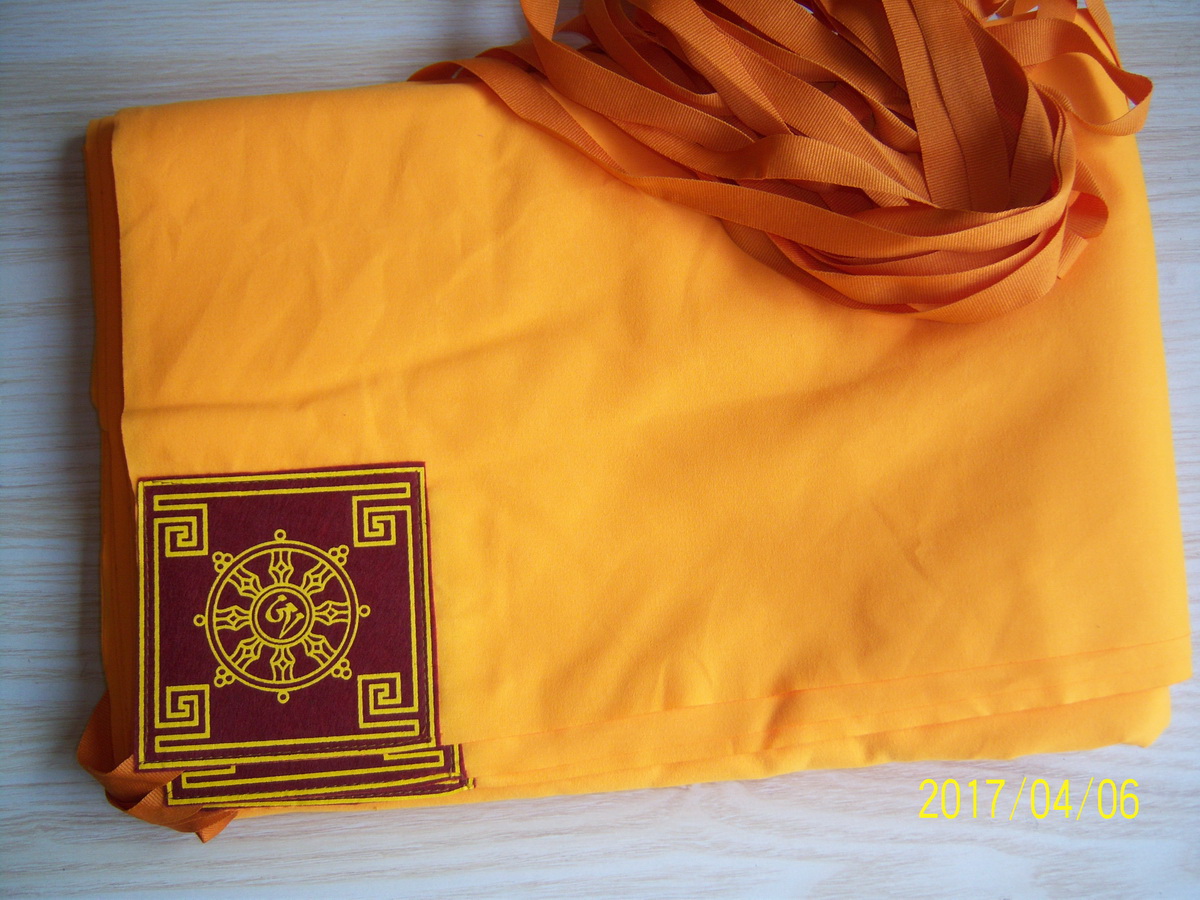 Pure cotton medium horn embroidered yellow bag warp cloth