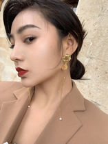  High-end earrings French net red temperament baroque gold coin freshwater pearl summer earrings female niche design trend