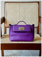 Анемон Зийин Бакл