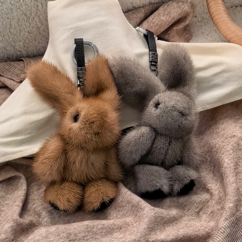 Whole Fur Mink Rabbit Bag Pendant Keychain Real Fur Lop-Eared Rabbit Cute Plush Toy Hanging Ornament Gift for Women Whole Fur Mink Rabbit Bag Pendant Keychain Real Fur Lop-Eared Rabbit Cute Plush Toy Hanging Ornament Gift for Women