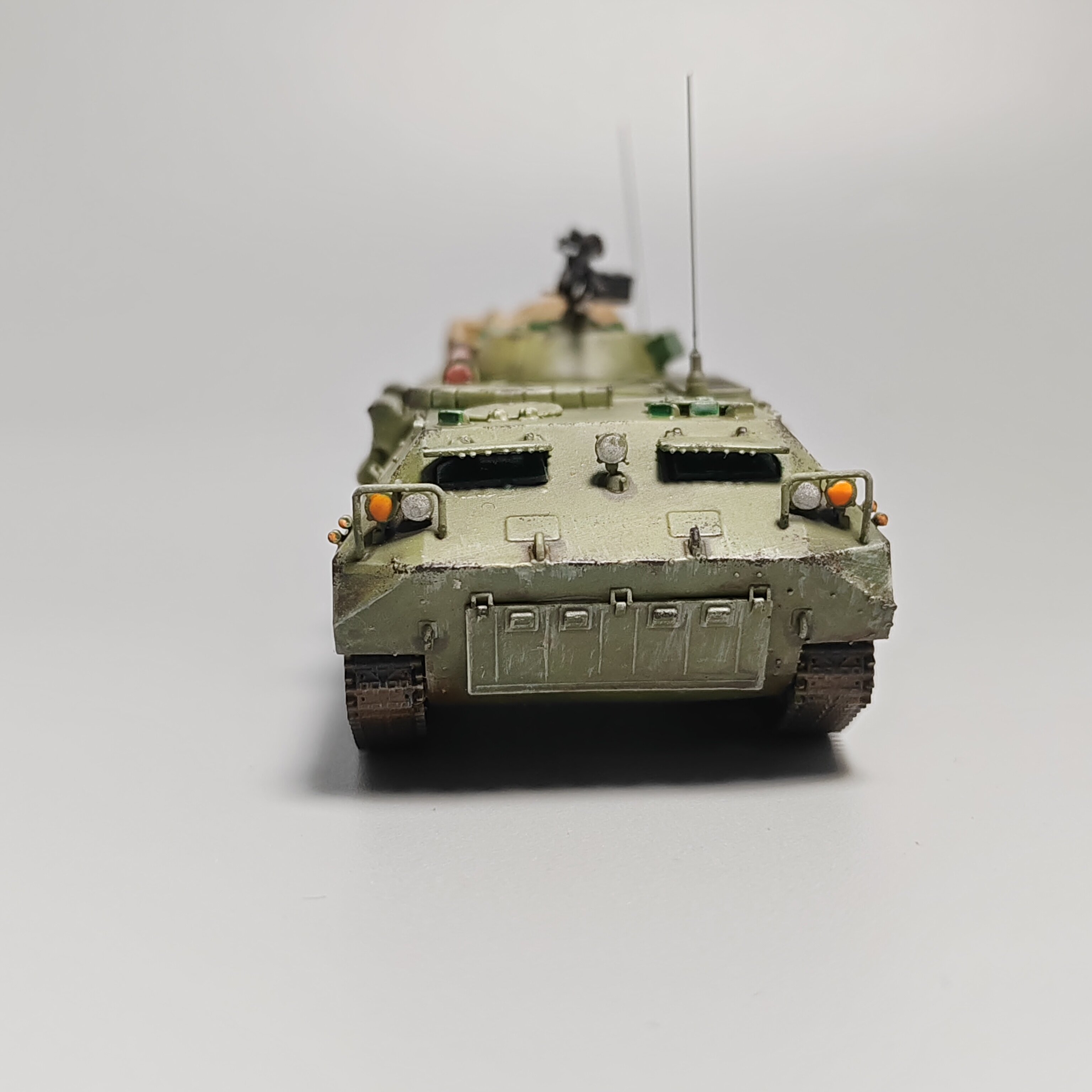 Modèle Réduit 1/43 MTLBU – Transport De Troupe Militaire – Résine – Neuf – Collector