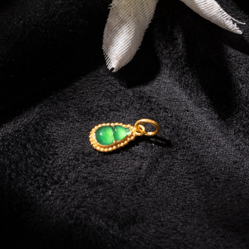 揭阳阳美锦翠轩的缅甸天然翡翠葫芦，传统工艺与现代鉴赏