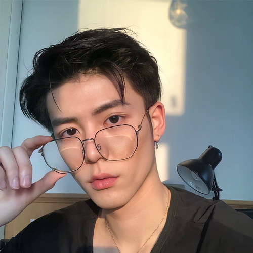 Ретро брендовые очки, популярно в интернете, по фигуре