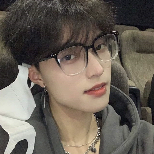 Градиент черные бокалы мужской прилив прилив красавенный квадратный квадратный анти -мыл -прозрачный зеркало черное вычитание прозрачное прозрачное и концентрированное количество миопии